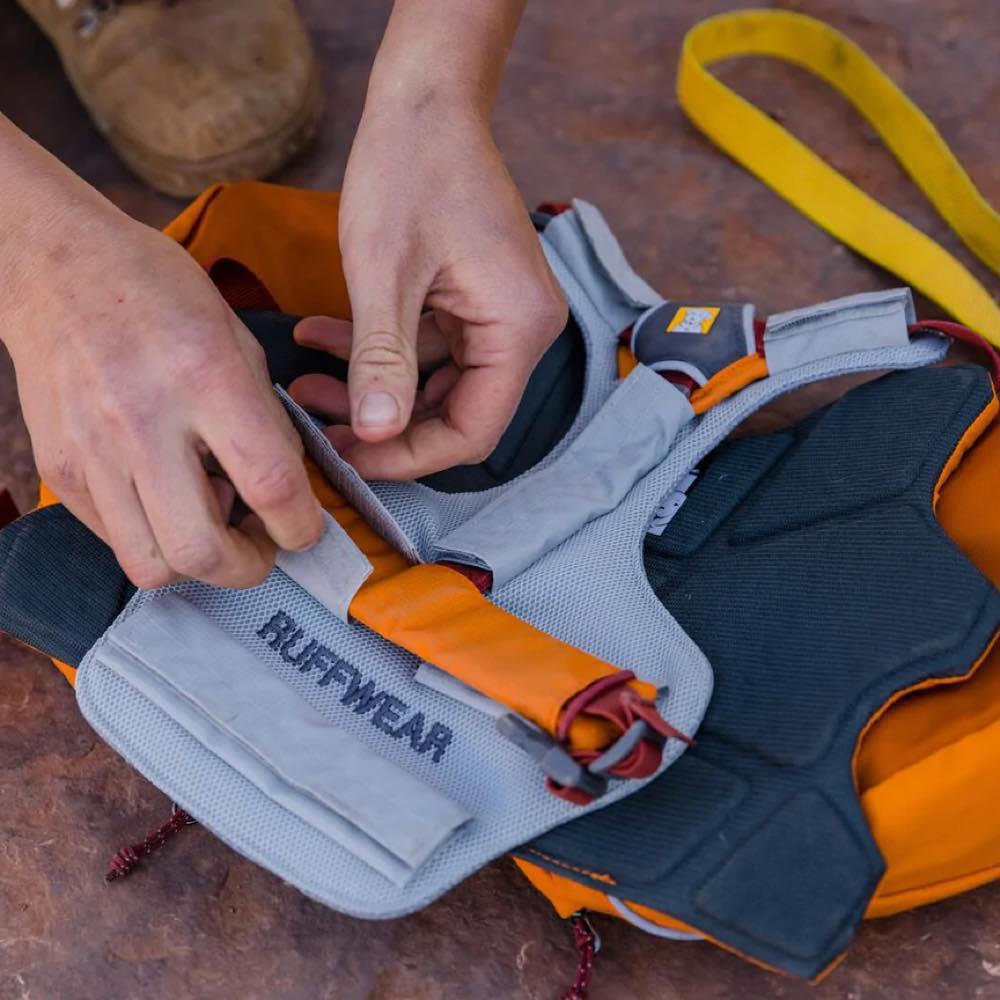 Ruffwear Swamp Cooler Core Chest Cooling & Lifting Dog Harness Support